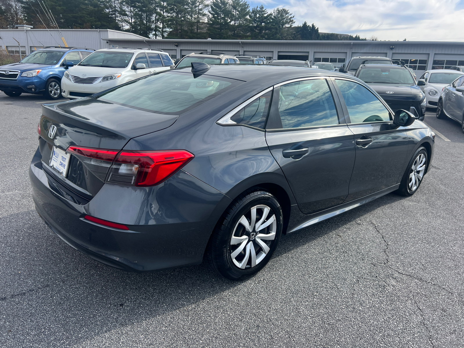 2022 Honda Civic Sedan LX 7