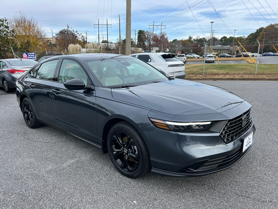 2025 Honda Accord Sedan SE 1