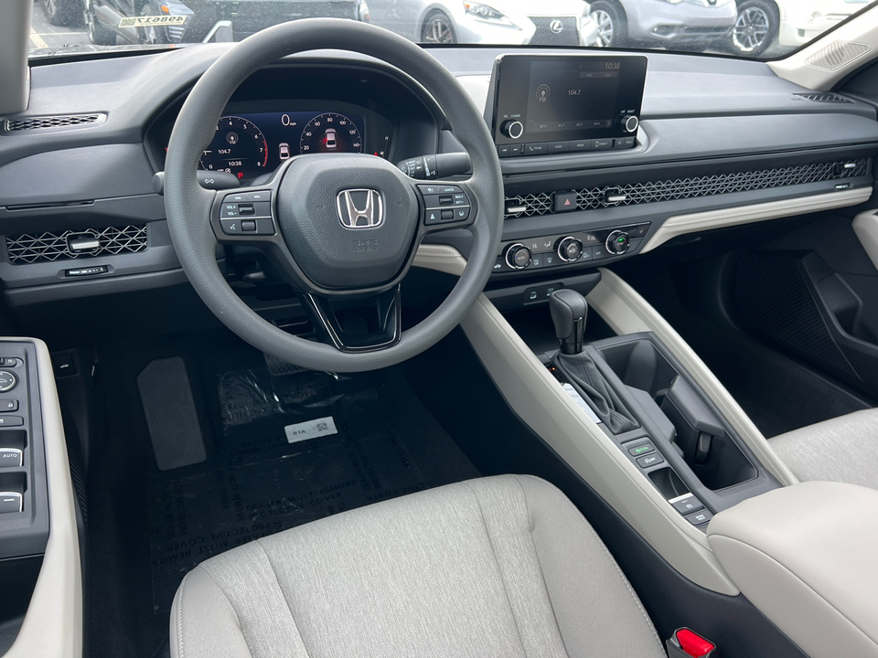 2025 Honda Accord Sedan SE 14