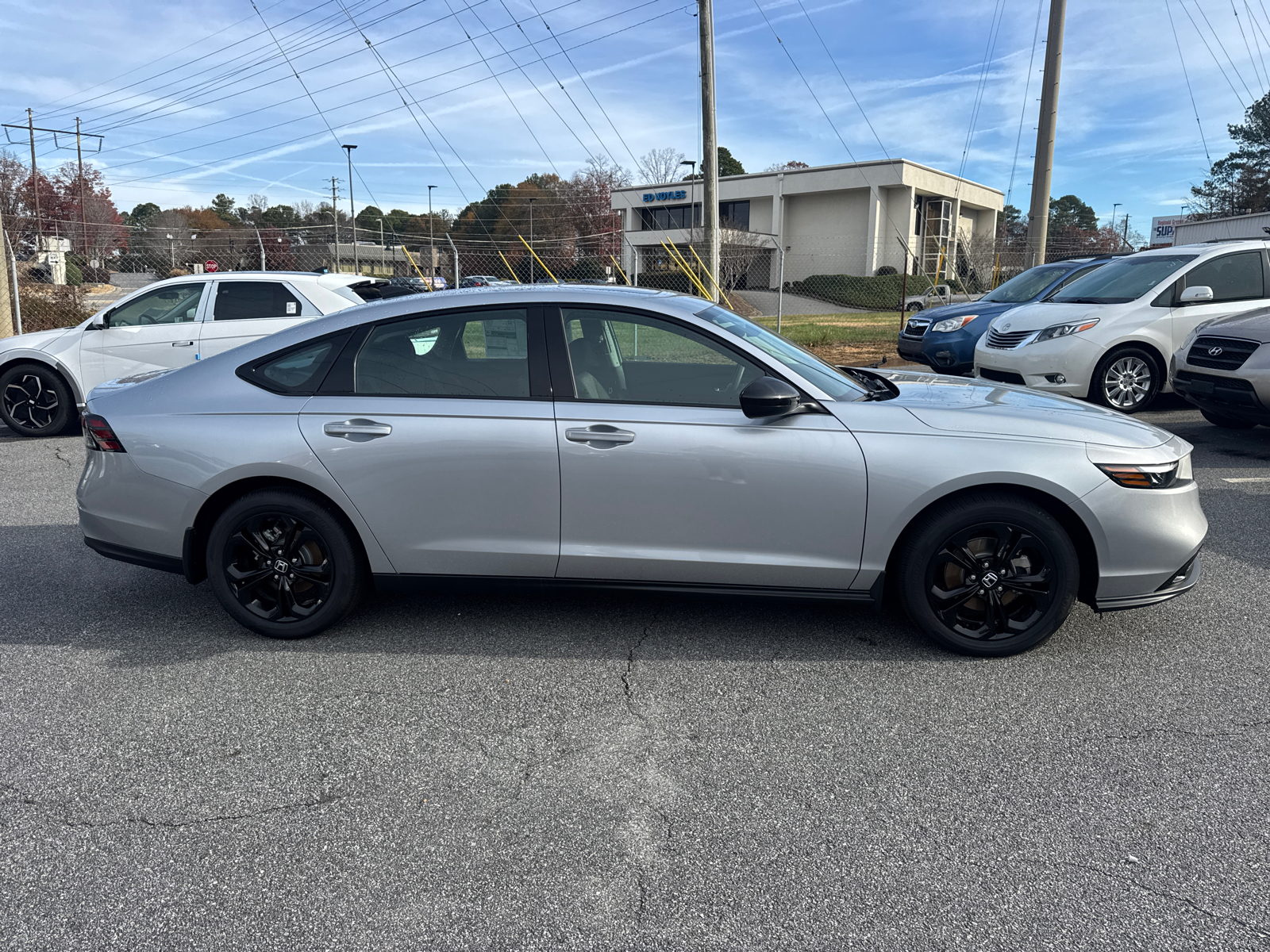 2025 Honda Accord Sedan SE 8