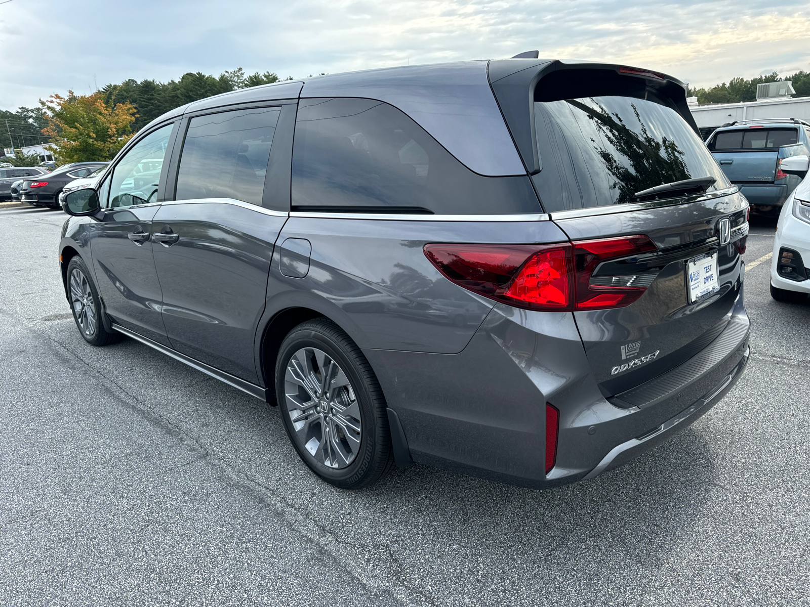 2025 Honda Odyssey Touring 5