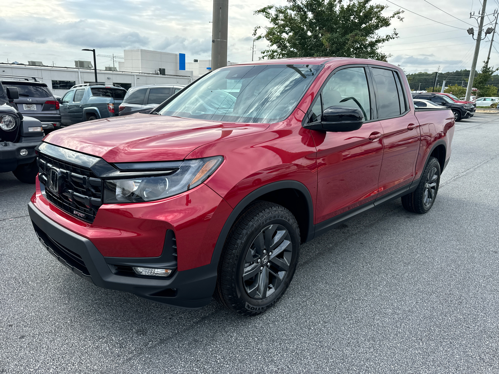 2025 Honda Ridgeline Sport 3