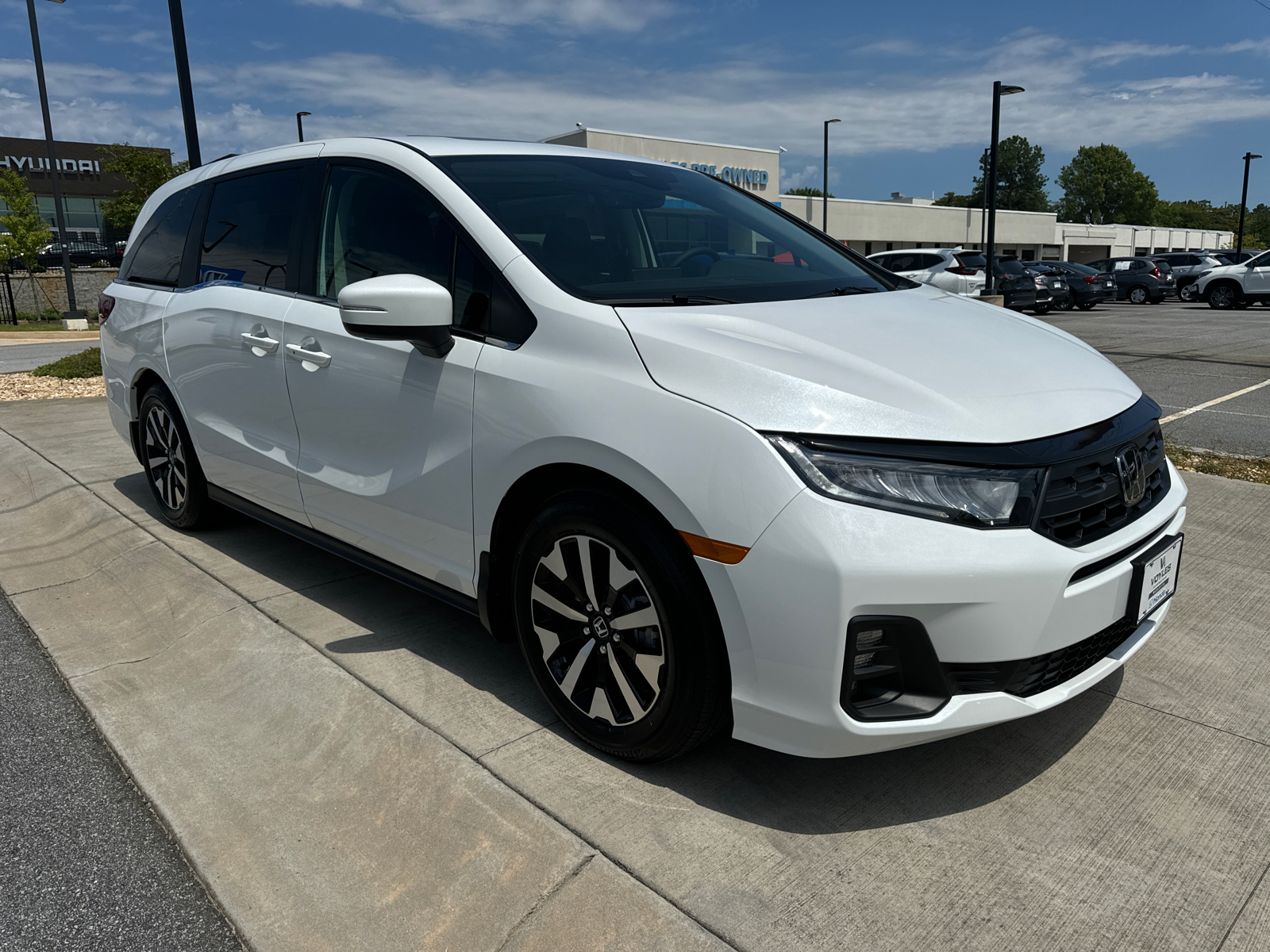 2025 Honda Odyssey EX-L 1