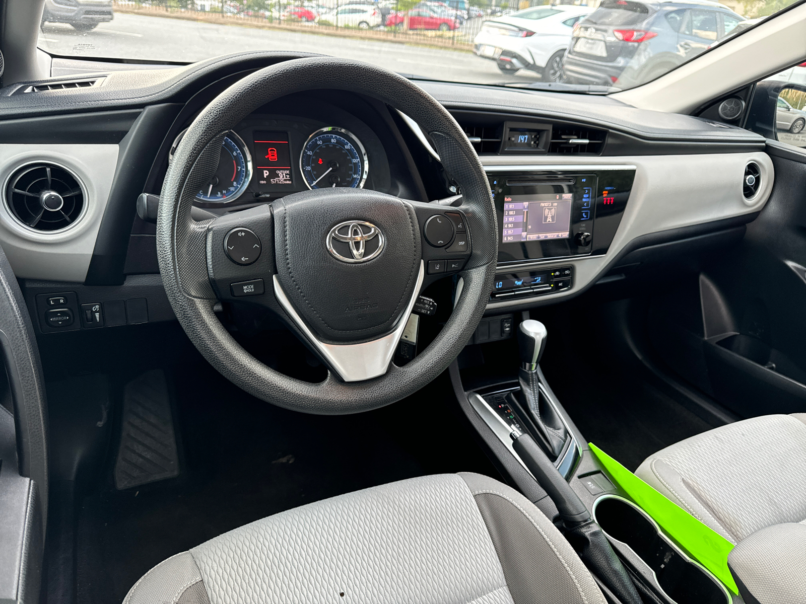 2018 Toyota Corolla LE 14