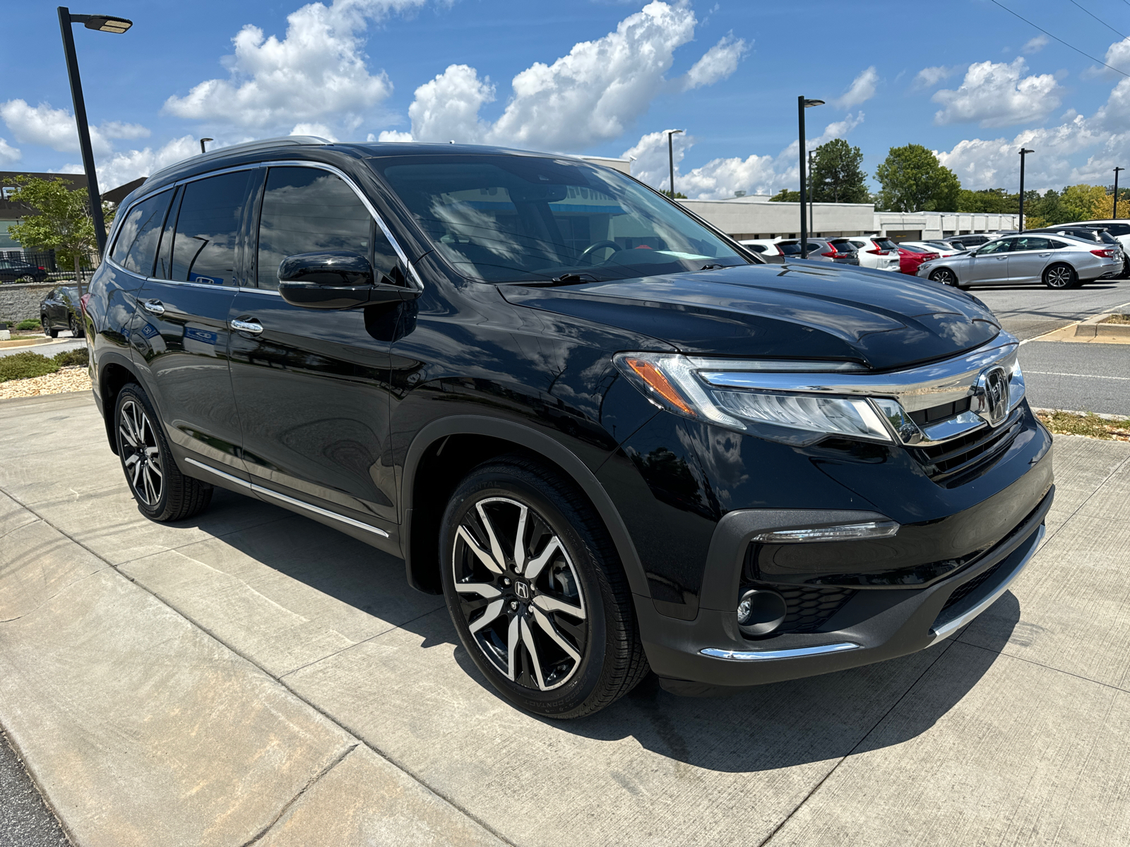 2022 Honda Pilot Touring 7-Passenger 1