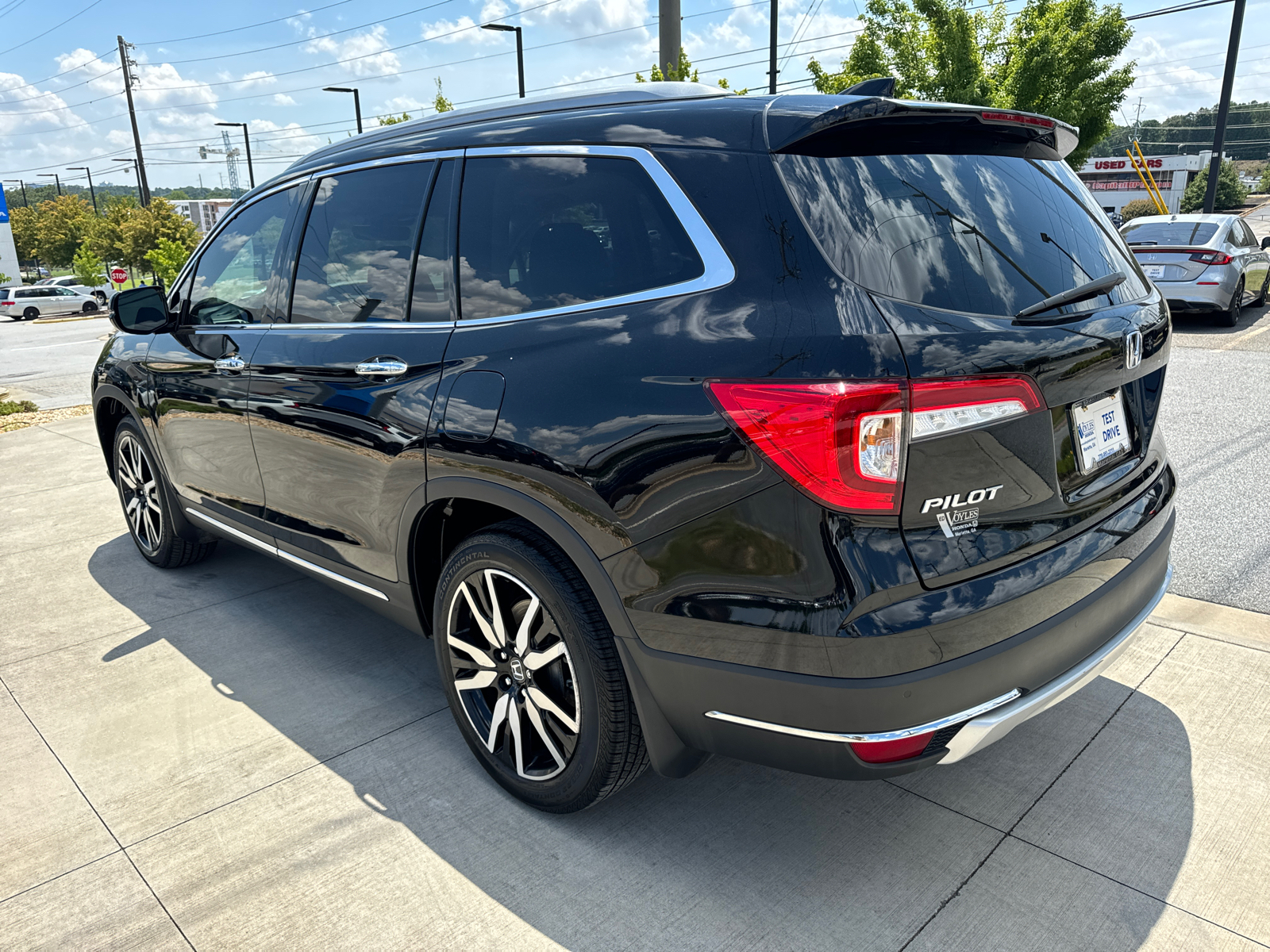 2022 Honda Pilot Touring 7-Passenger 5