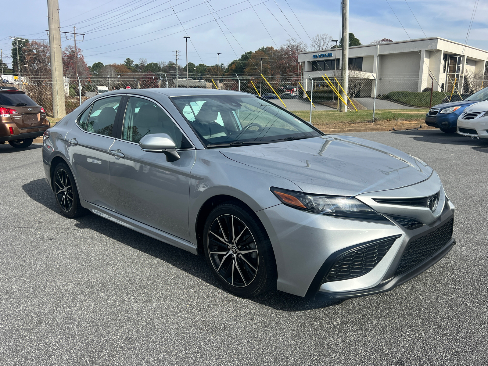 2022 Toyota Camry SE 1