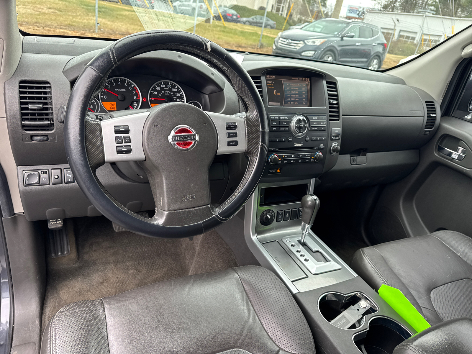 2012 Nissan Pathfinder Silver Edition 14