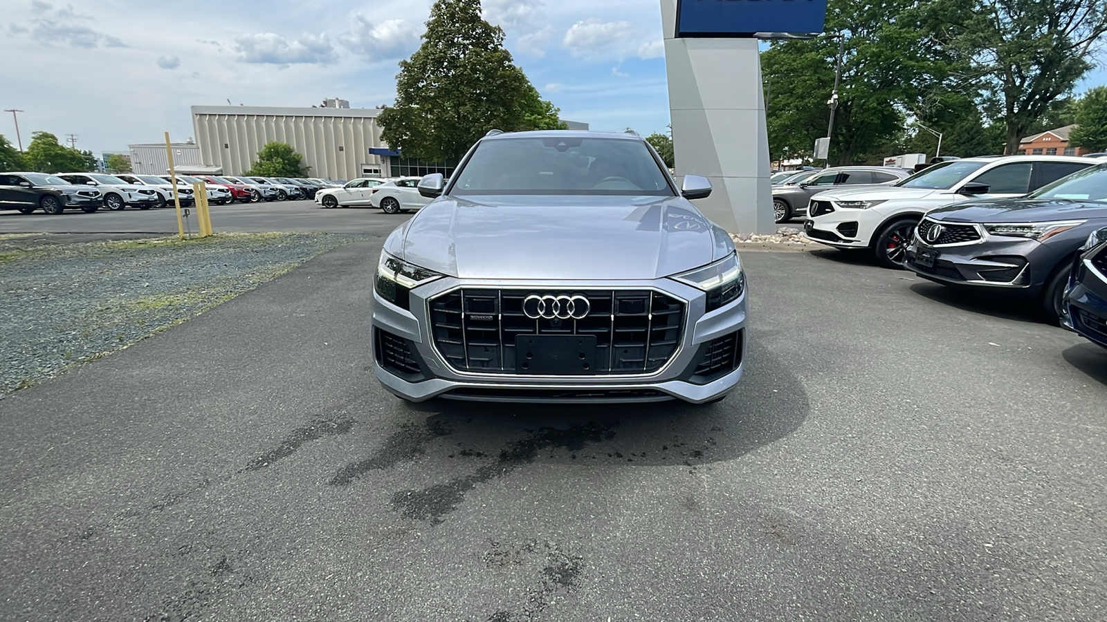 2020 Audi Q8 Premium Plus 3