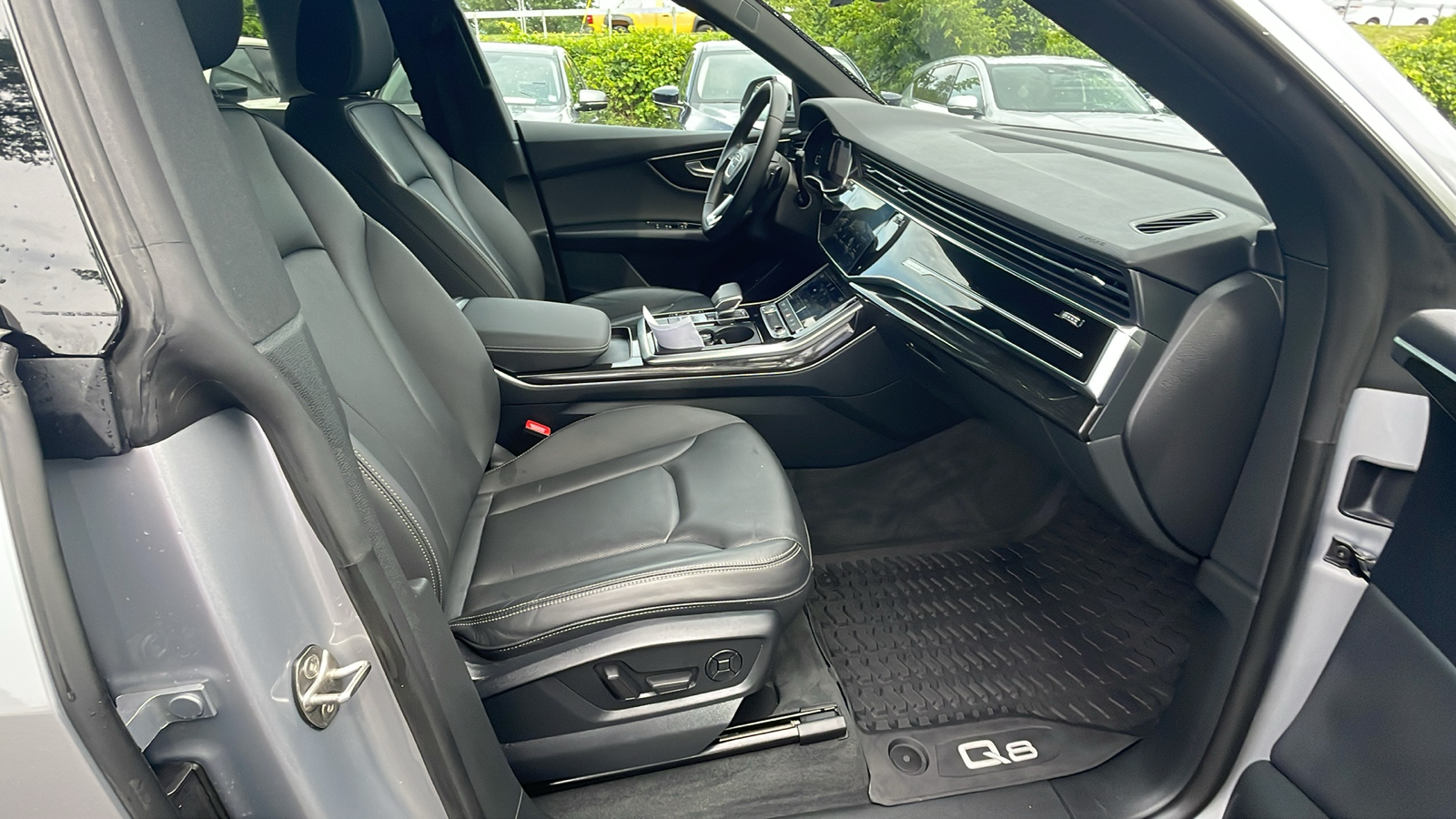 2020 Audi Q8 Premium Plus 29
