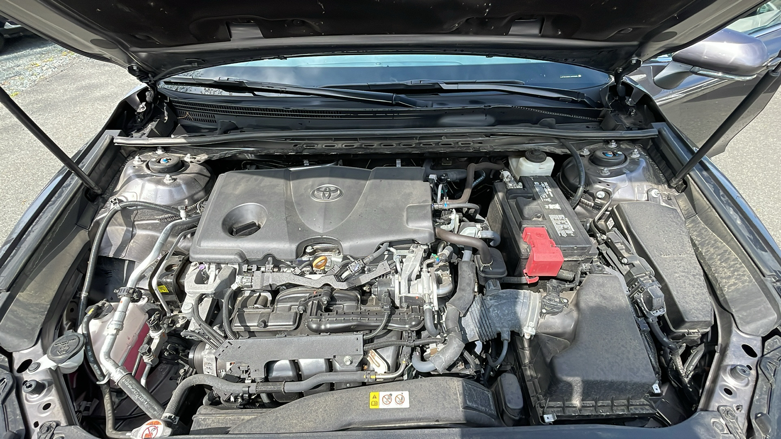 2018 Toyota Camry XLE 19