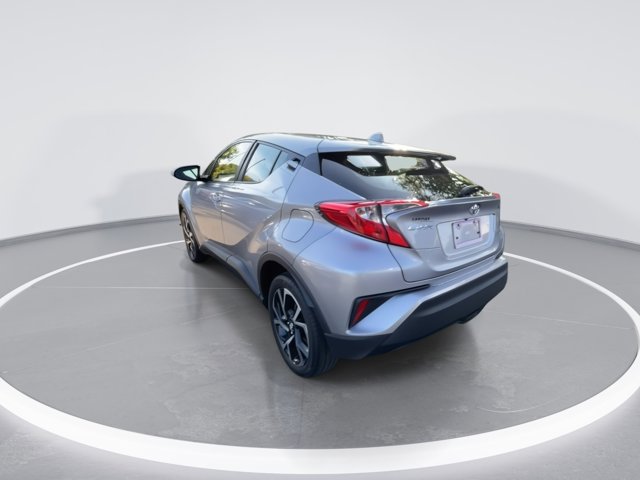 2019 Toyota C-HR XLE 6