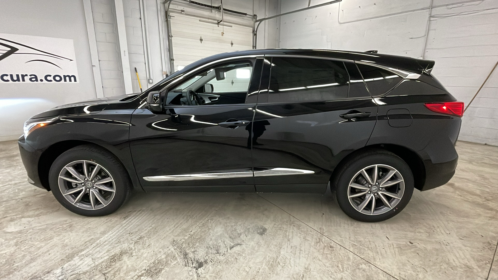 2024 Acura RDX w/Technology Package 5