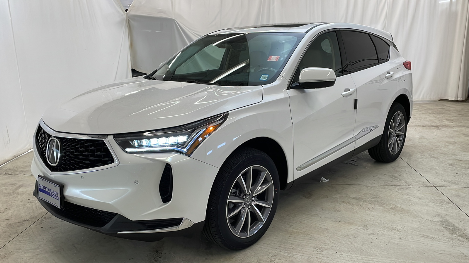 2024 Acura RDX w/Technology Package 2