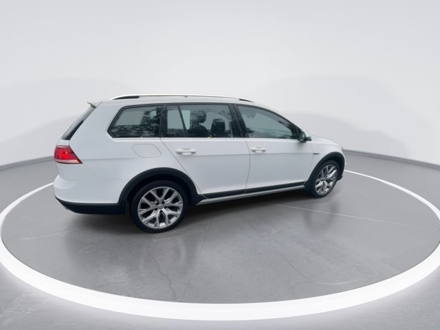 2018 Volkswagen Golf Alltrack SEL 8