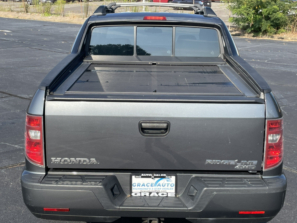 2011 Honda Ridgeline RT 23