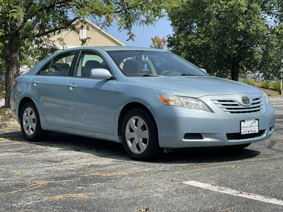 2008 Toyota Camry LE 9