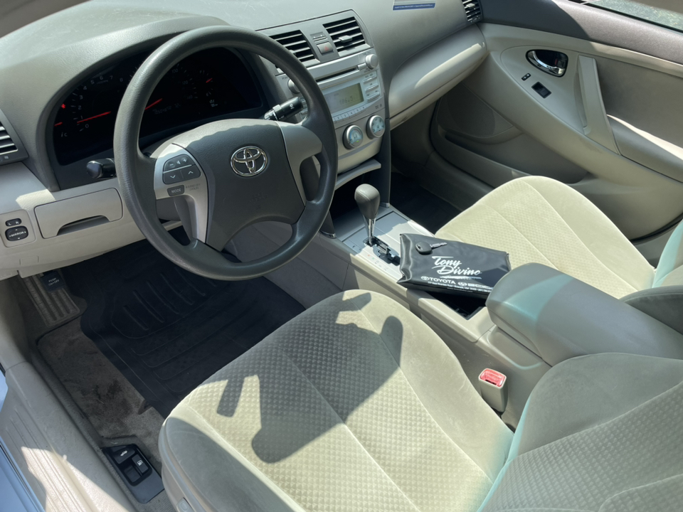 2008 Toyota Camry LE 14