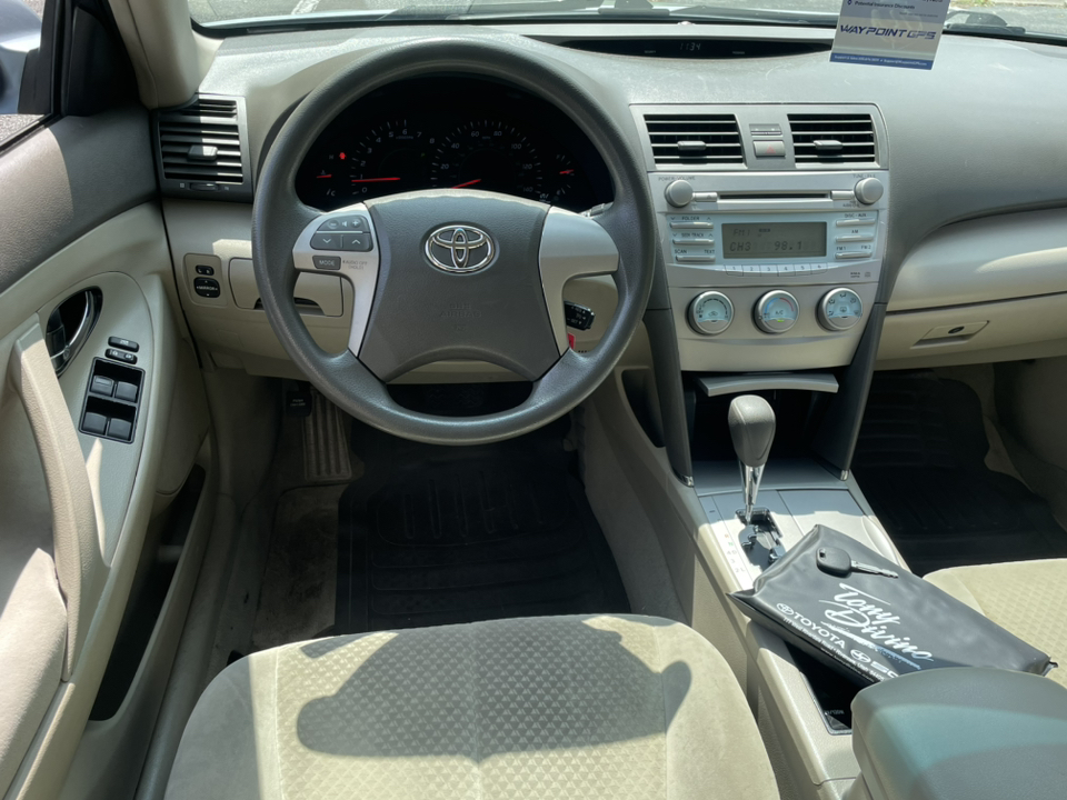 2008 Toyota Camry LE 22