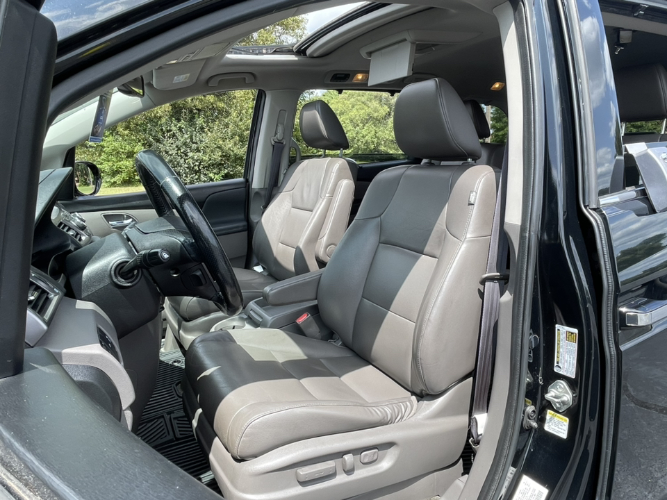 2016 Honda Odyssey Touring 12