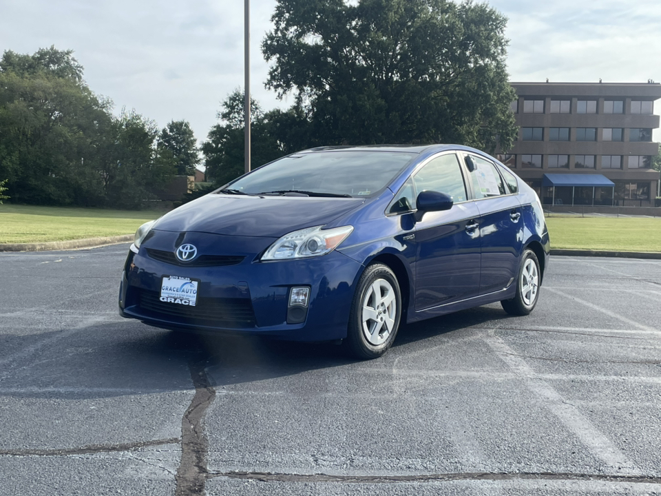 2010 Toyota Prius II 1