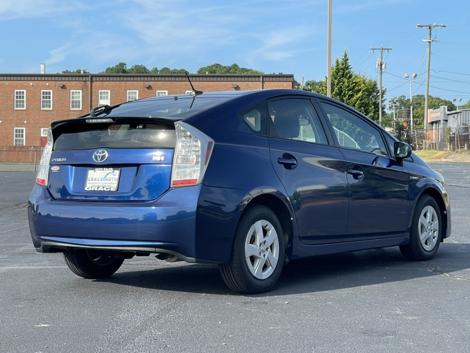 2010 Toyota Prius II 7