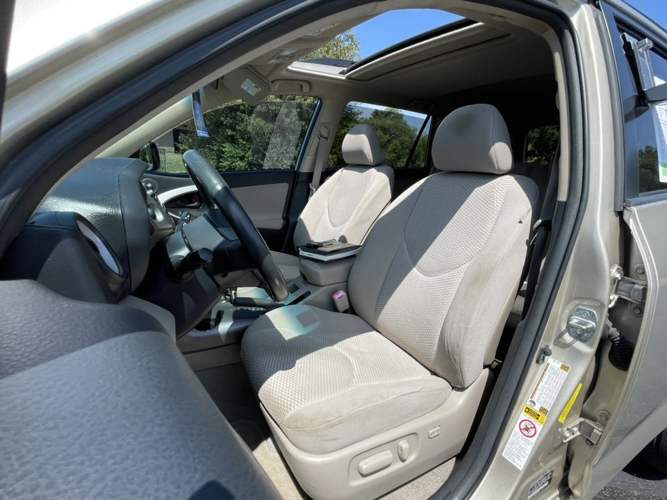 2008 Toyota RAV4 Limited 12