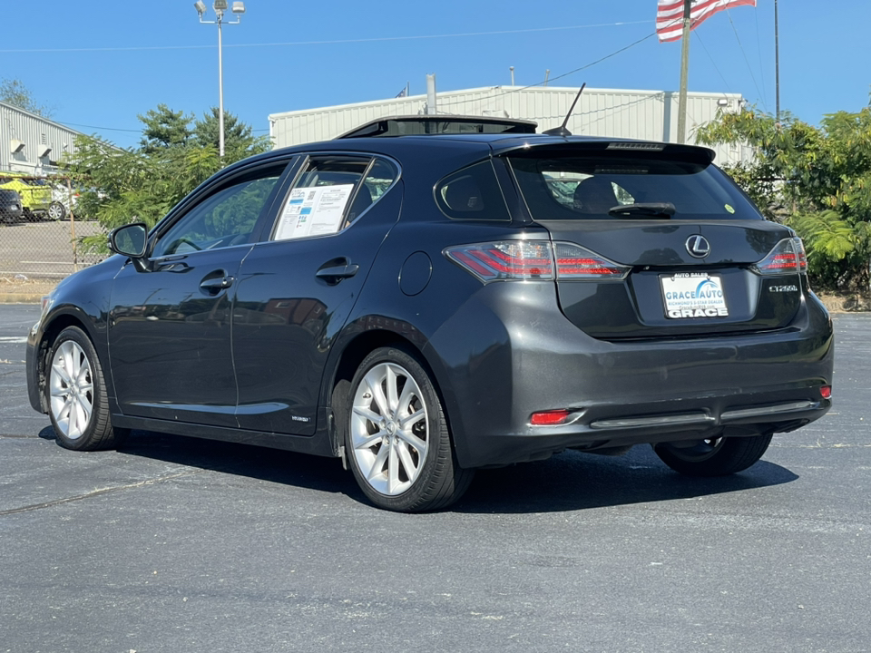 2011 Lexus CT 200h 5