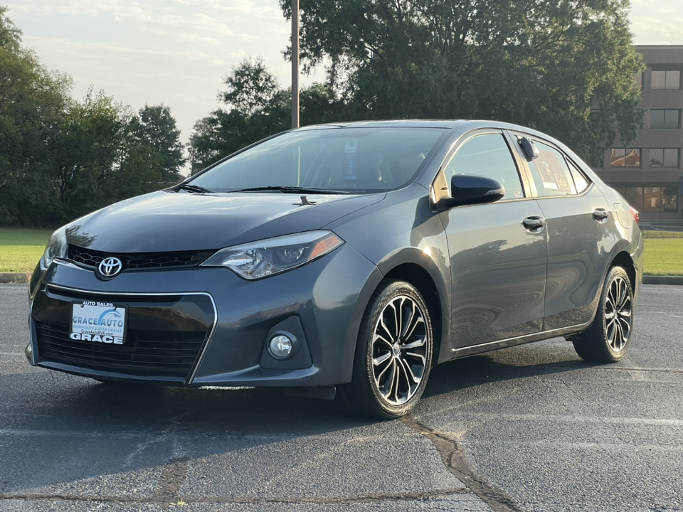 2015 Toyota Corolla S Plus 3