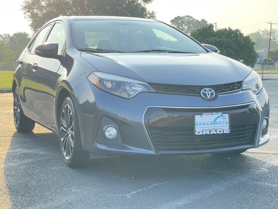 2015 Toyota Corolla S Plus 9