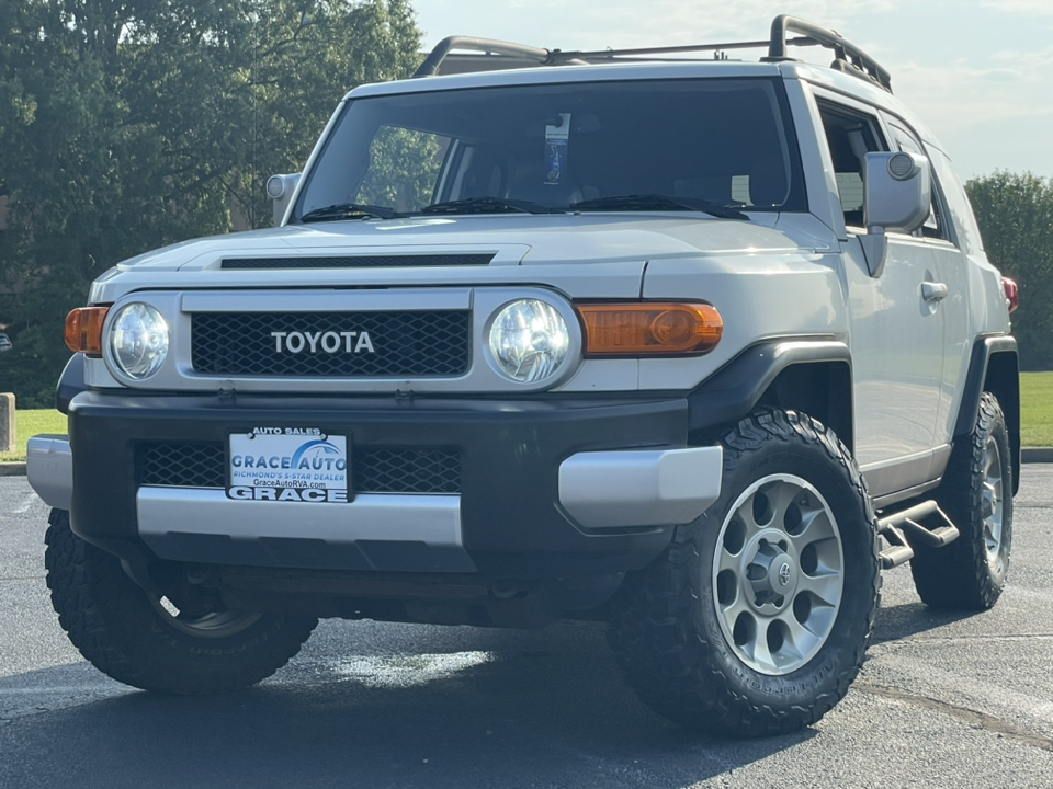 2012 Toyota FJ Cruiser Base 1