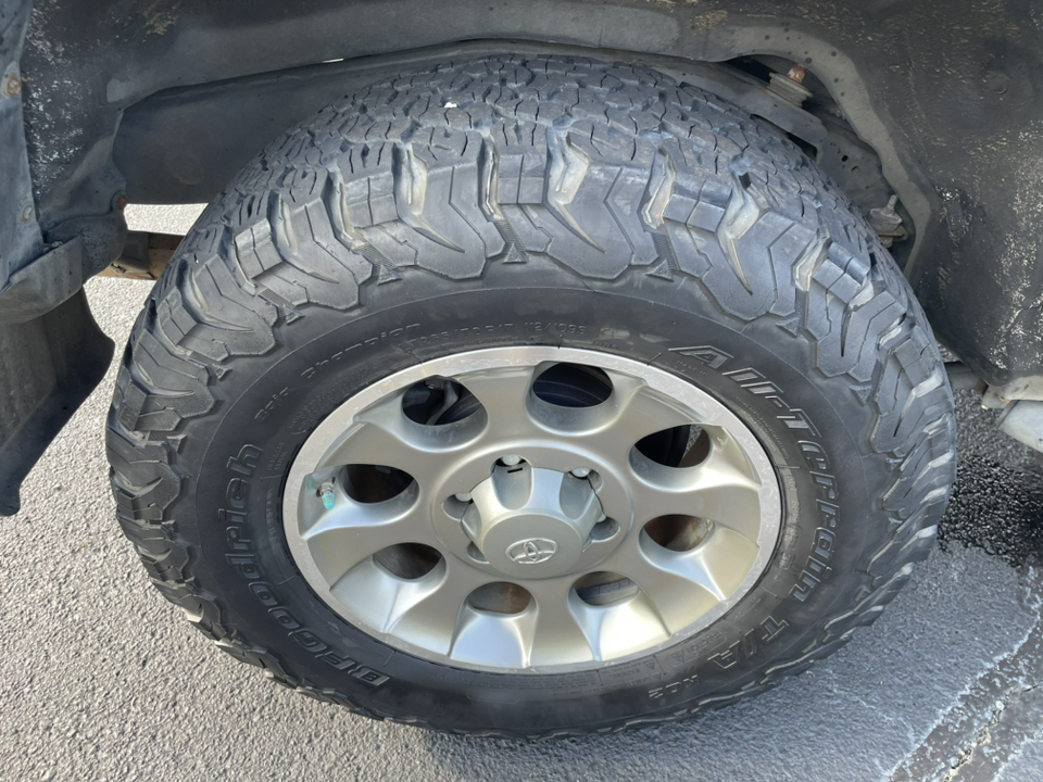 2012 Toyota FJ Cruiser Base 31