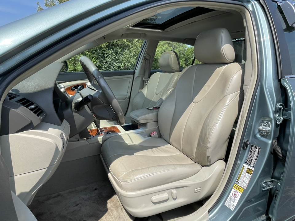 2008 Toyota Camry LE 12