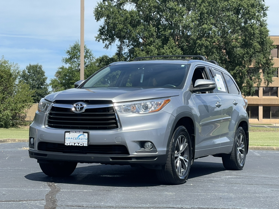 2016 Toyota Highlander XLE V6 4