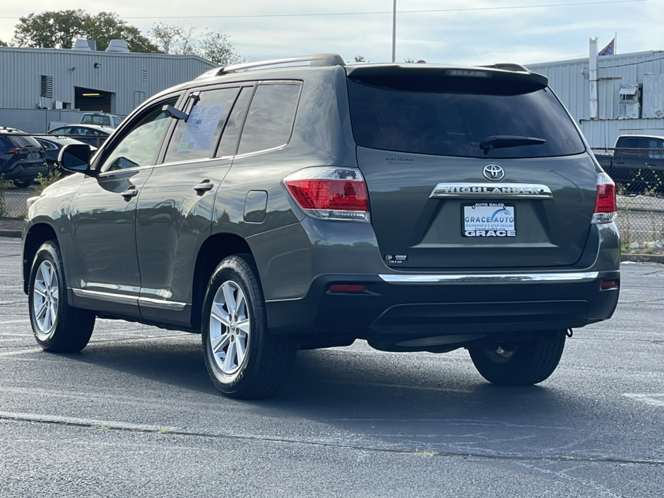 2011 Toyota Highlander Base 8