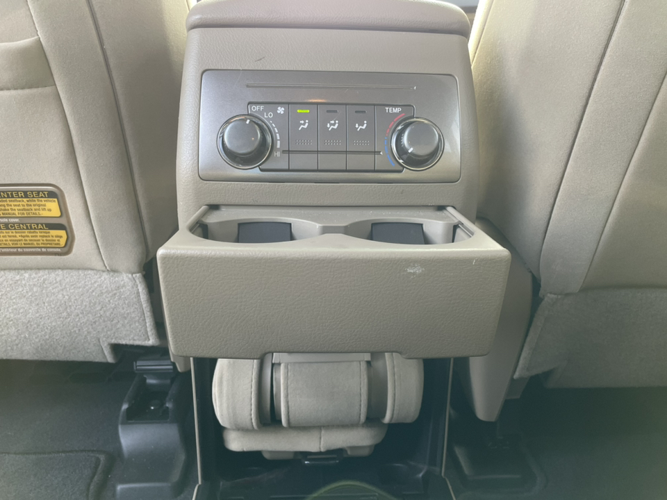 2011 Toyota Highlander Base 25