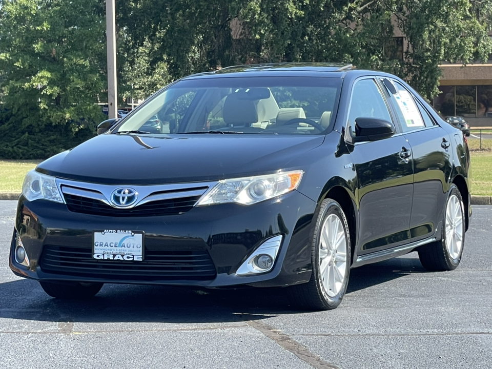 2012 Toyota Camry Hybrid XLE 1