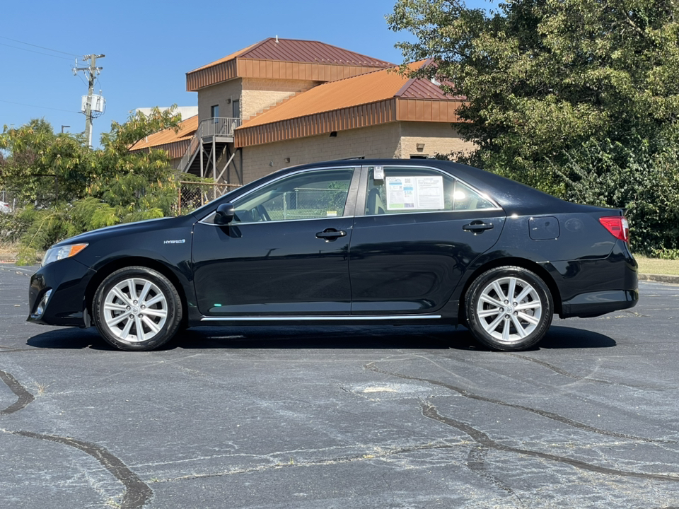 2012 Toyota Camry Hybrid XLE 11