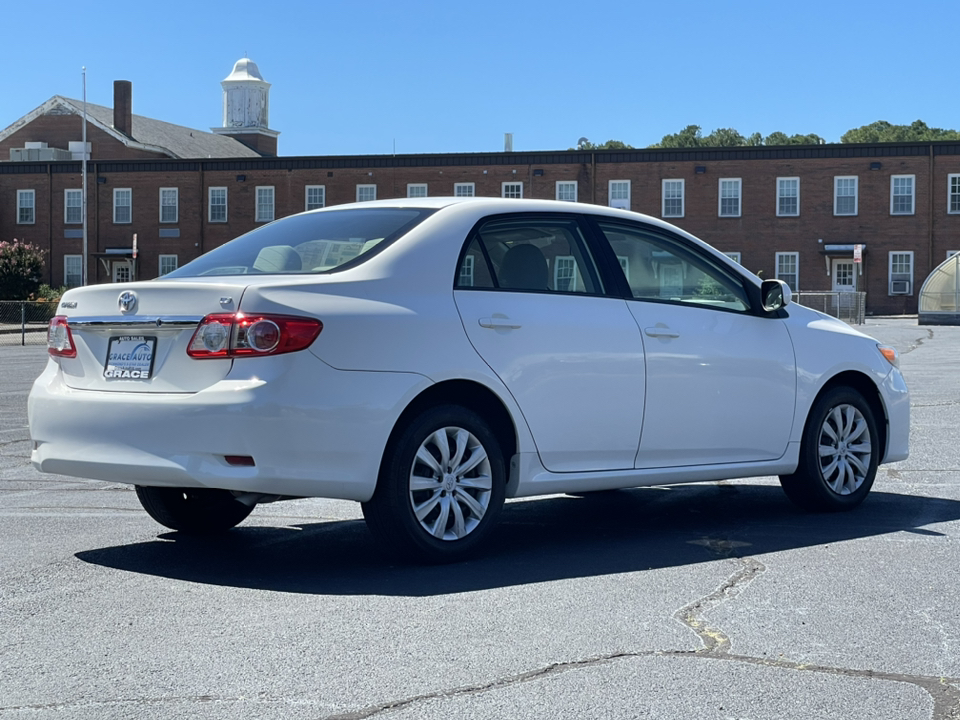 2012 Toyota Corolla LE 12