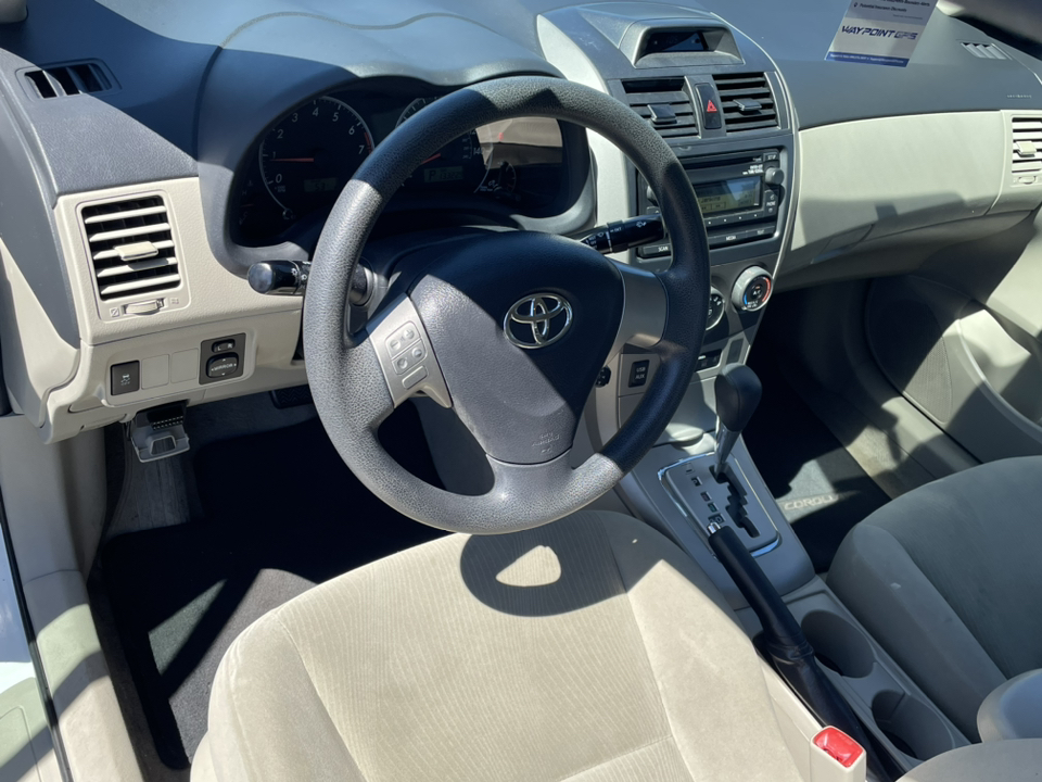 2012 Toyota Corolla LE 16