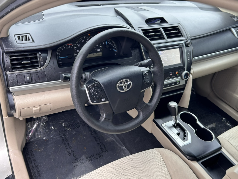 2014 Toyota Camry  15