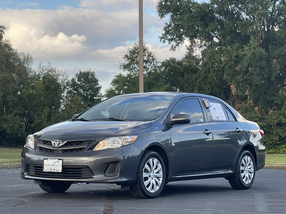 2012 Toyota Corolla LE 6