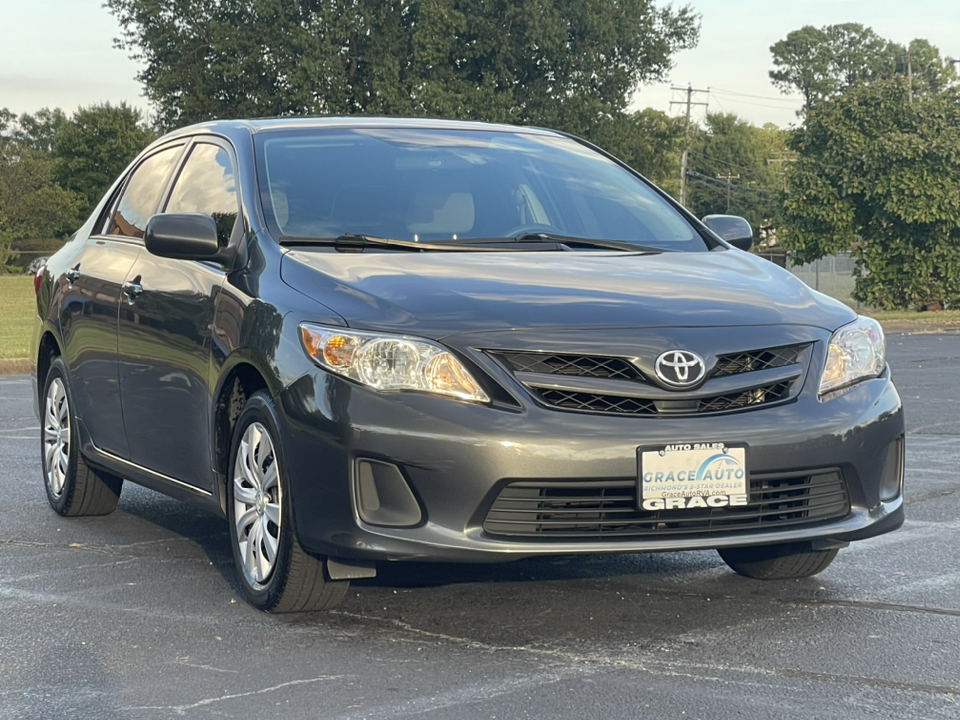 2012 Toyota Corolla LE 13