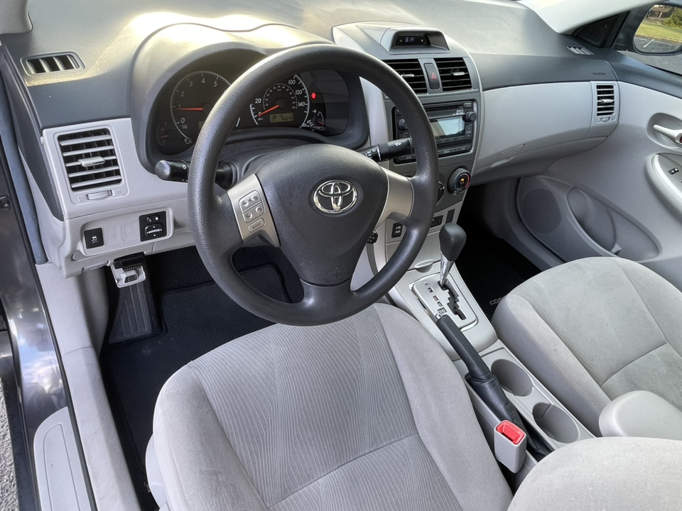 2012 Toyota Corolla LE 15