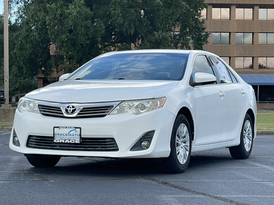 2012 Toyota Camry LE 1