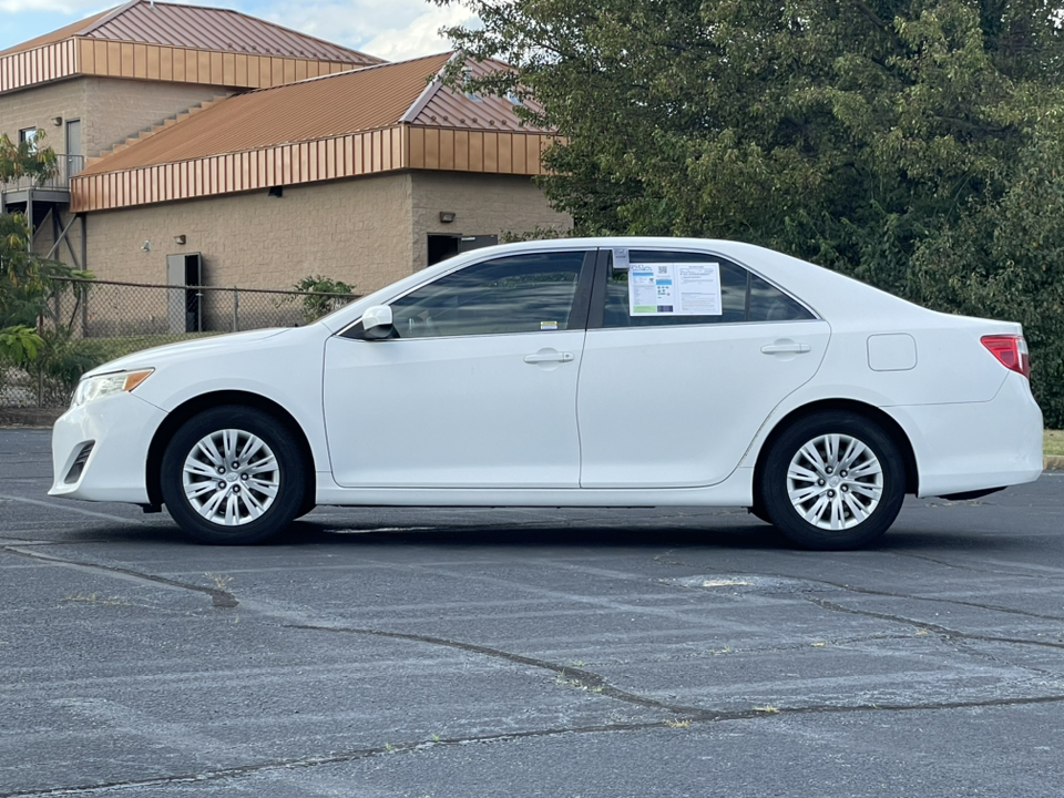 2012 Toyota Camry LE 9