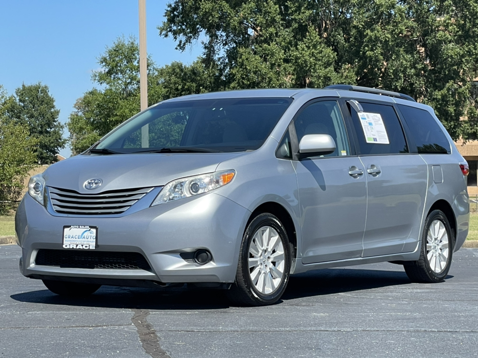 2015 Toyota Sienna LE 7