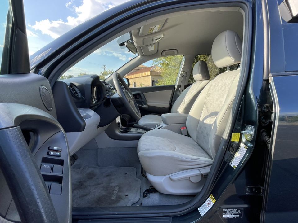 2011 Toyota RAV4 Base 17