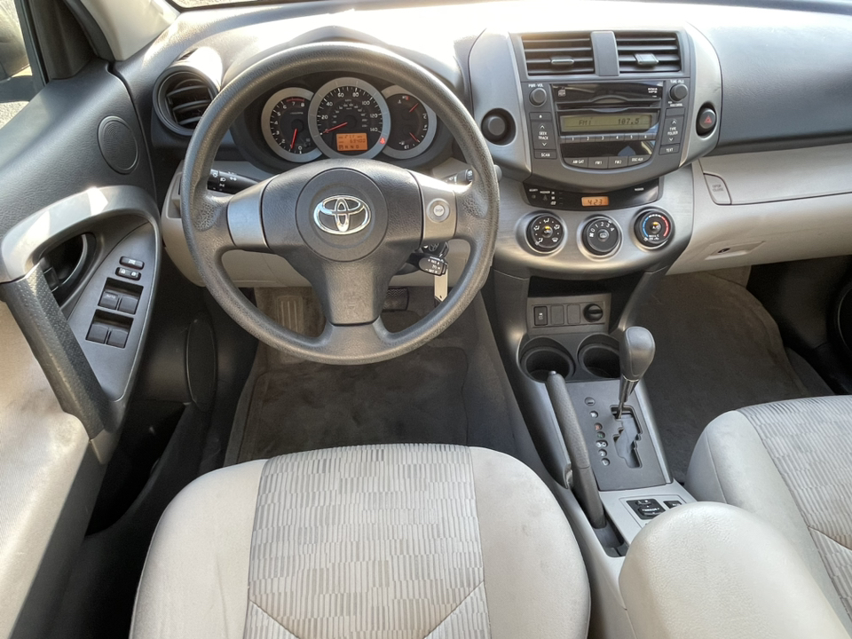 2011 Toyota RAV4 Base 20