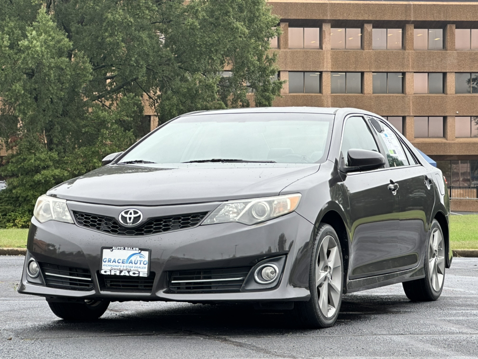 2012 Toyota Camry SE 3